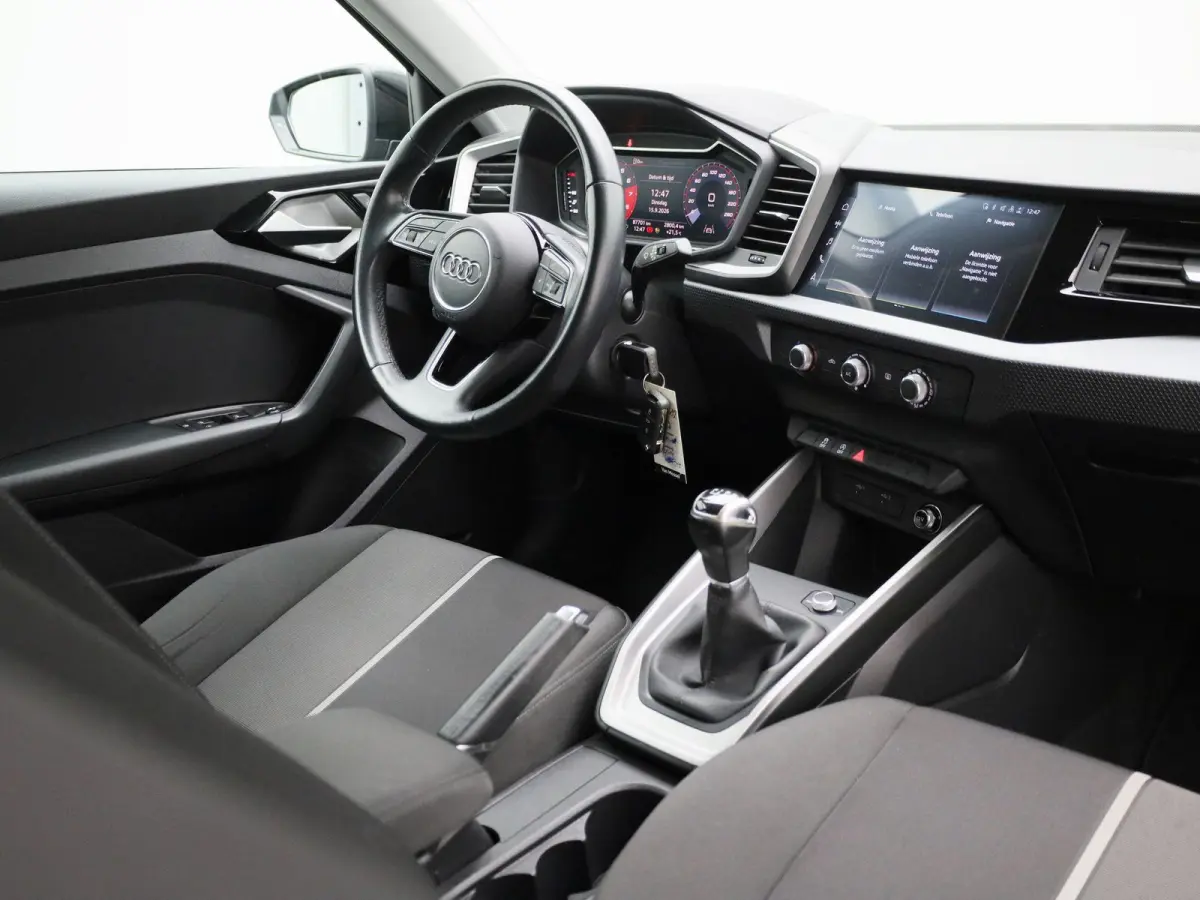 25 TFSI Pro Line | Apple Carplay / Android Auto | Lichtmetalen Velgen | Airco | Bluetooth Telefonie |