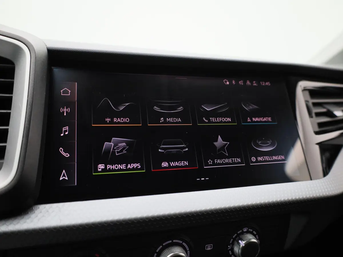 25 TFSI Pro Line | Apple Carplay / Android Auto | Lichtmetalen Velgen | Airco | Bluetooth Telefonie |