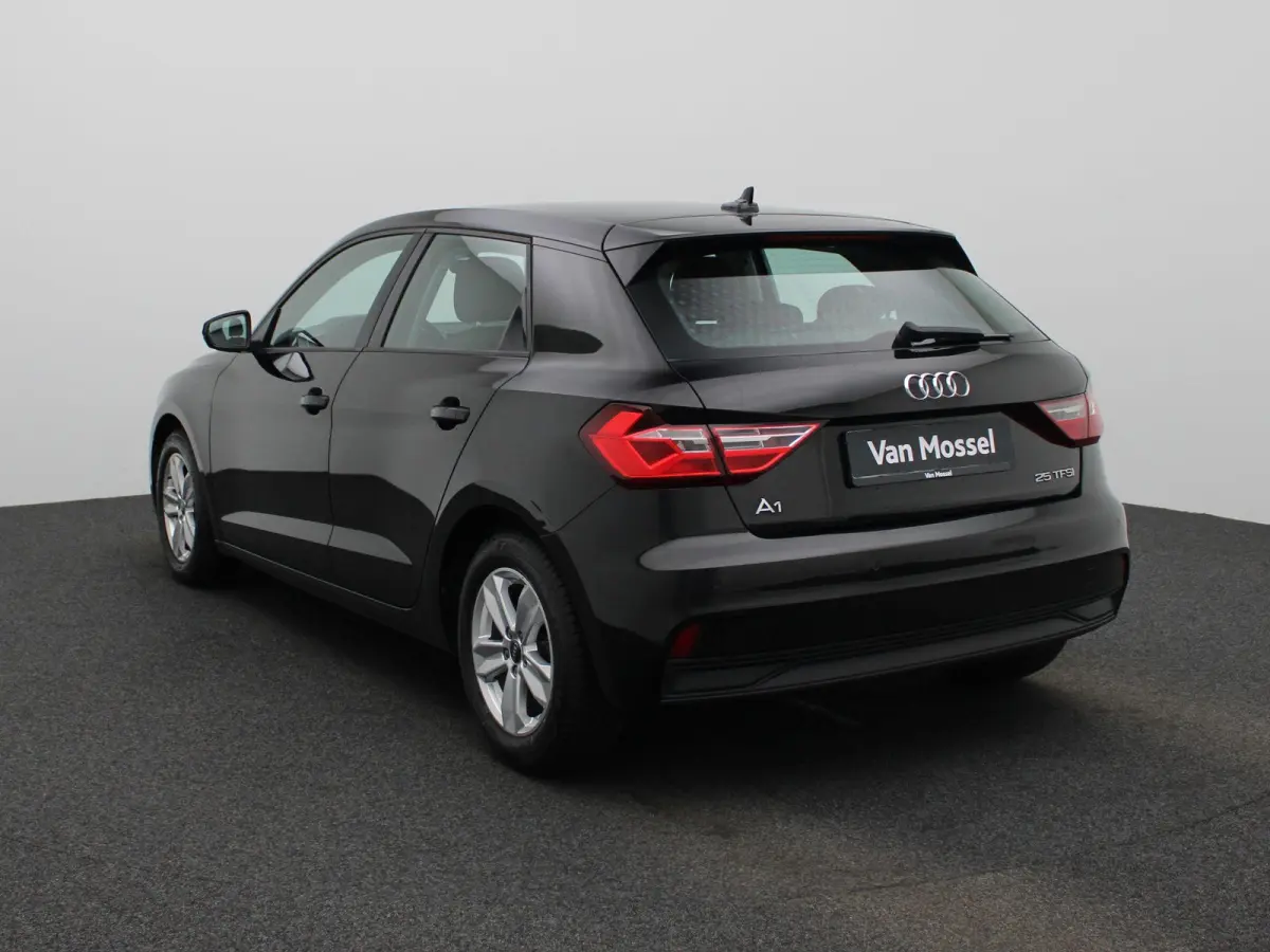 25 TFSI Pro Line | Apple Carplay / Android Auto | Lichtmetalen Velgen | Airco | Bluetooth Telefonie |