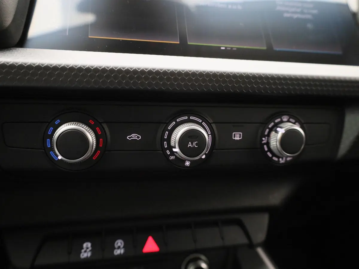 25 TFSI Pro Line | Apple Carplay / Android Auto | Lichtmetalen Velgen | Airco | Bluetooth Telefonie |