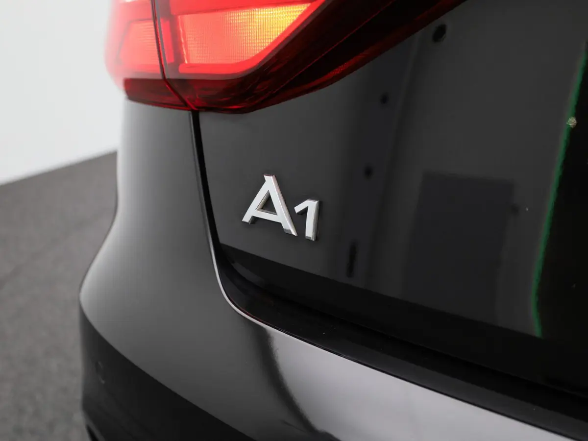 25 TFSI Pro Line | Apple Carplay / Android Auto | Lichtmetalen Velgen | Airco | Bluetooth Telefonie |