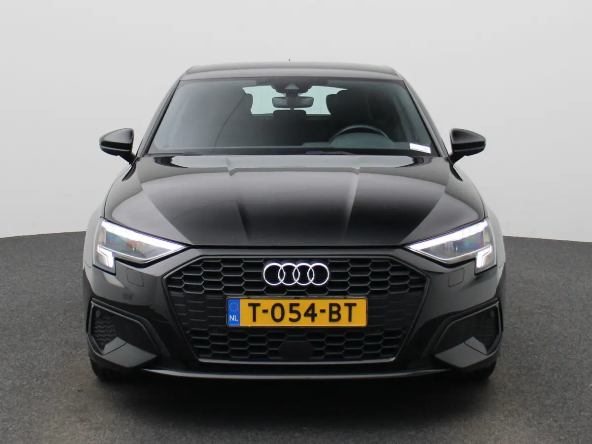 30 TFSI Advanced edition | Automaat | Apple Carplay / Android Auto | Sportstoelen | Lichtmetalen Velgen |