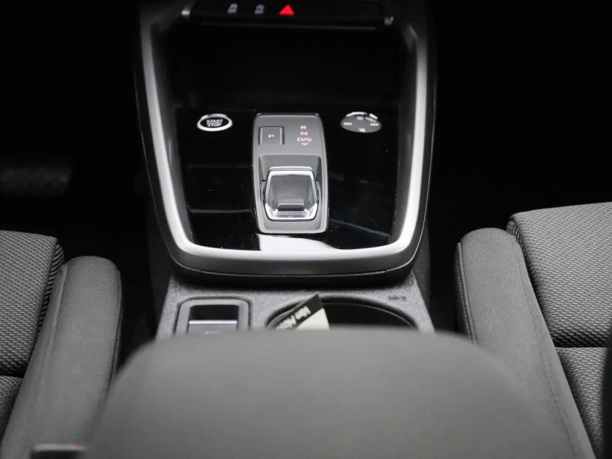30 TFSI Advanced edition | Automaat | Apple Carplay / Android Auto | Sportstoelen | Lichtmetalen Velgen |
