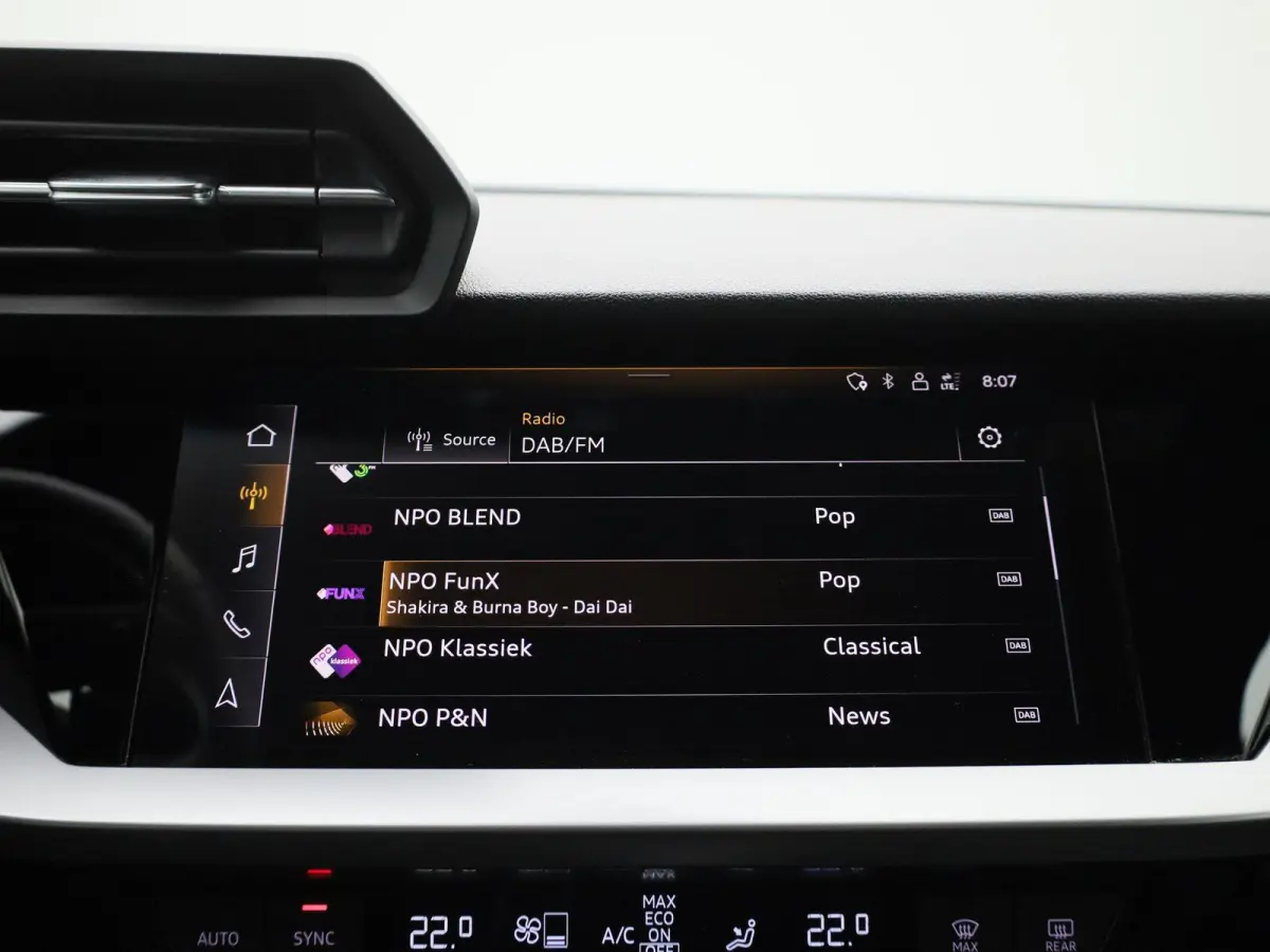 30 TFSI Advanced edition | Automaat | Apple Carplay / Android Auto | Sportstoelen | Lichtmetalen Velgen |
