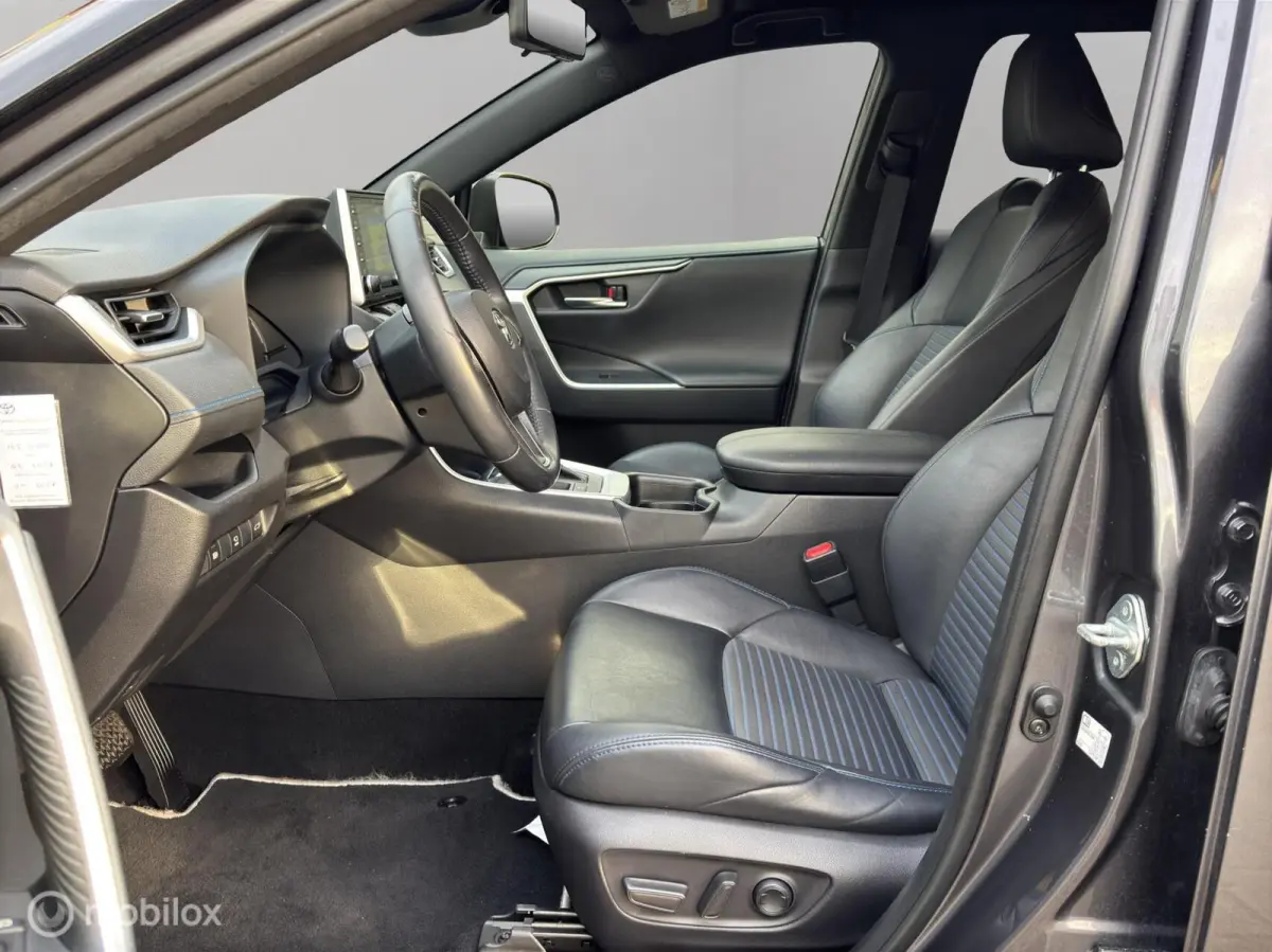 2.5 Hybrid Executive
