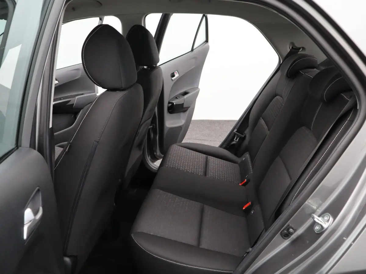 1.0 DPi DynamicLine | Apple Carplay / Android Auto | Airco | Lichtmetalen Velgen |