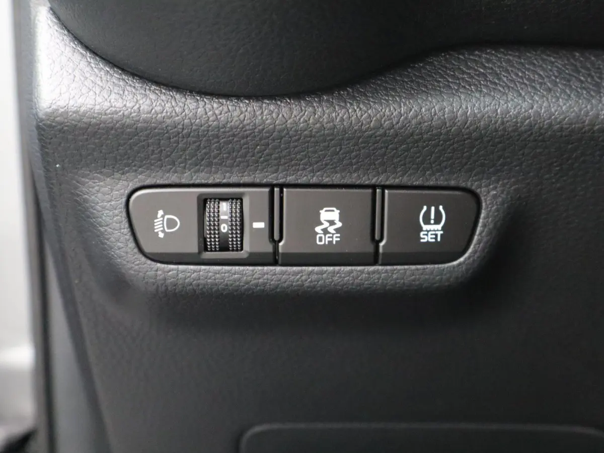 1.0 DPi DynamicLine | Apple Carplay / Android Auto | Airco | Lichtmetalen Velgen |