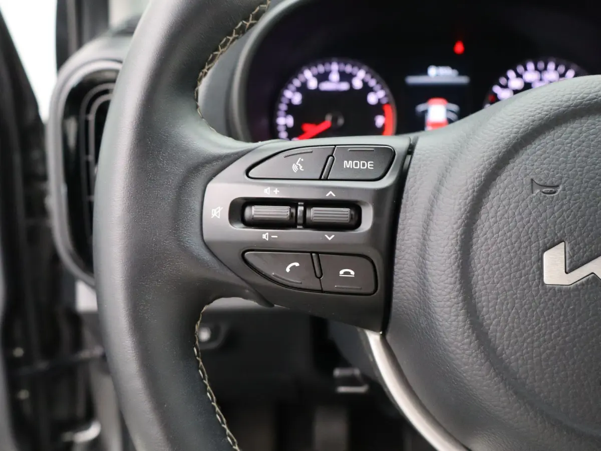 1.0 DPi DynamicLine | Apple Carplay / Android Auto | Airco | Lichtmetalen Velgen |