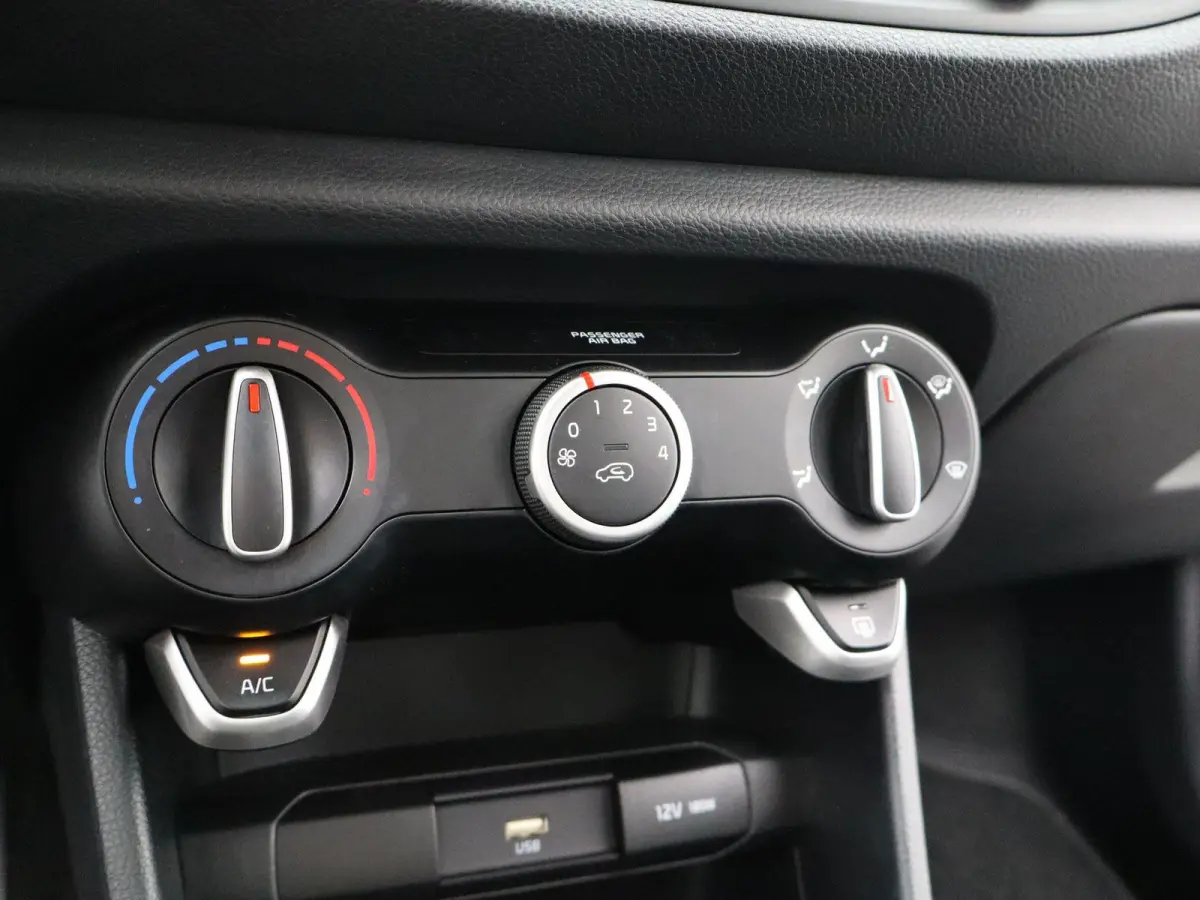 1.0 DPi DynamicLine | Apple Carplay / Android Auto | Airco | Lichtmetalen Velgen |