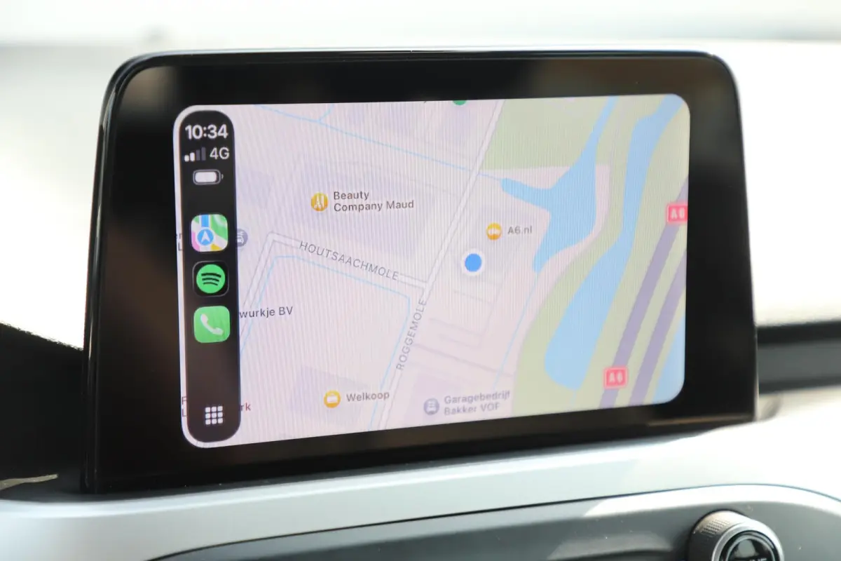 1.0 EcoBoost Trend Edition Business 16 inch LMV Navigatie Carplay Android Airco Cruise Control LED Parkeersensor