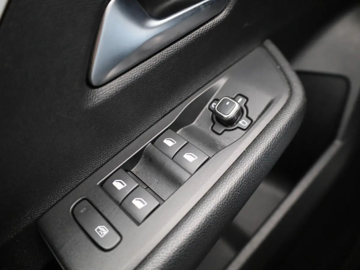 1.2 Level 2 | Apple Carplay / Android Auto | Lichtmetalen Velgen | Cruise Control |