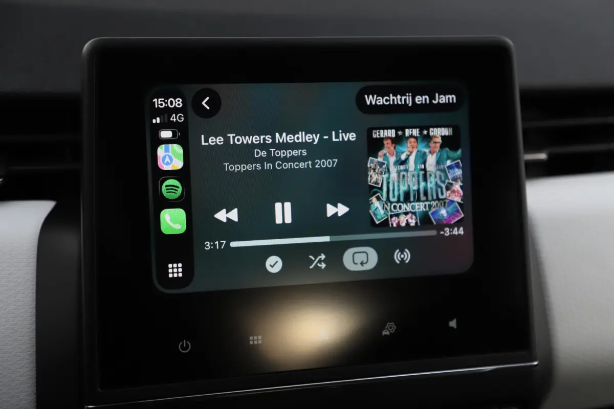 1.0 TCe 90 Evolution 6-bak 16 inch LMV Carplay Android Navigatie Camera Rijstrooksensor Airco Cruise Control