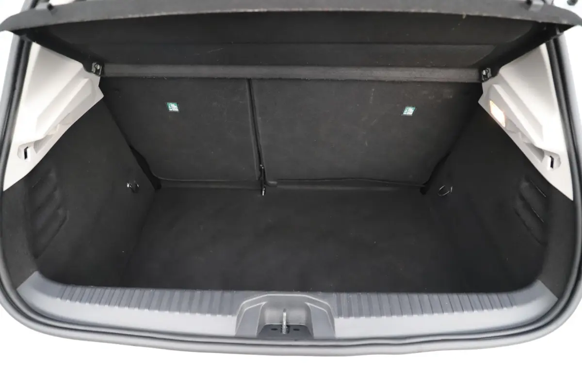 1.0 TCe 90 Evolution 6-bak 16 inch LMV Carplay Android Navigatie Camera Rijstrooksensor Airco Cruise Control