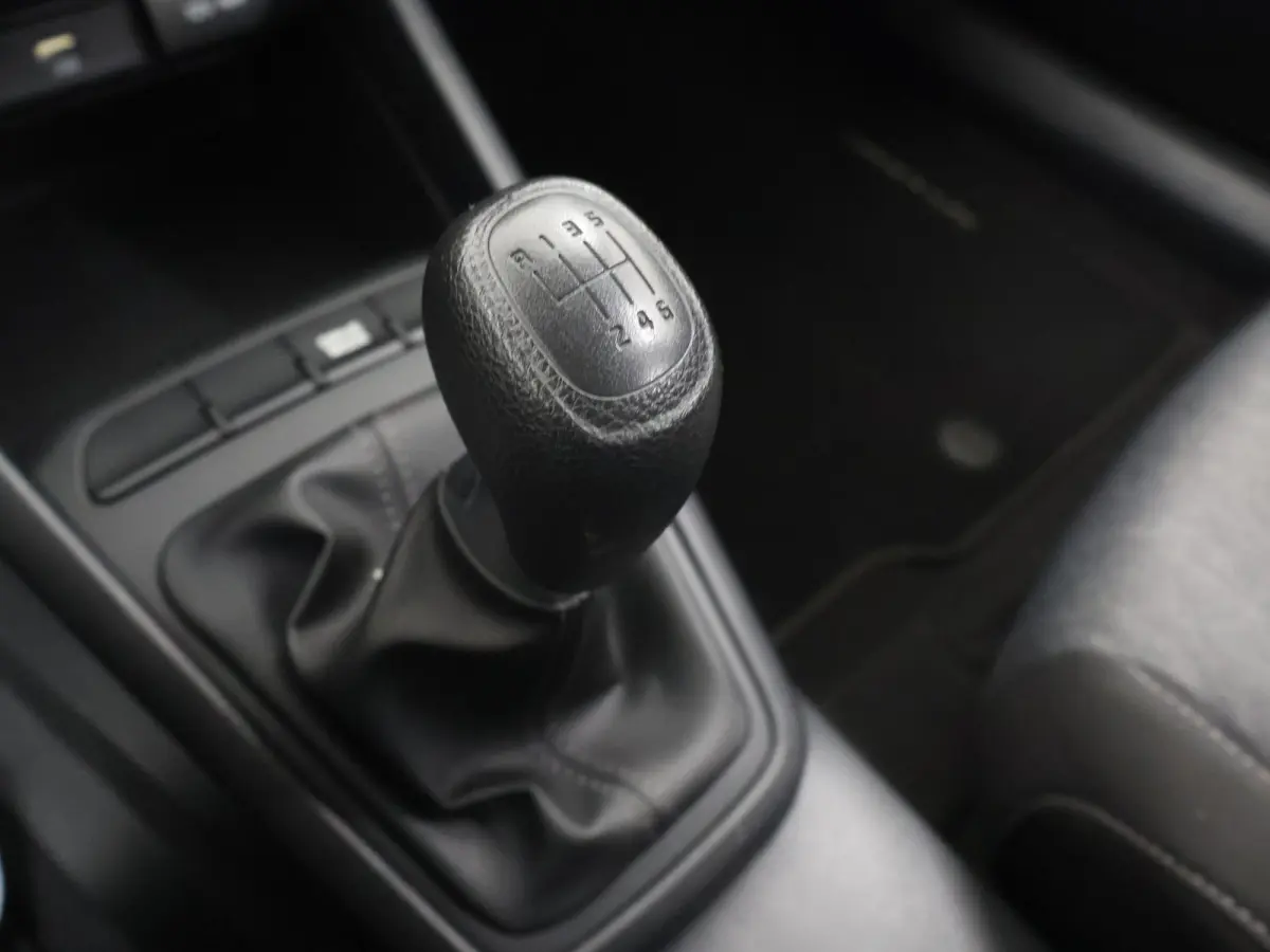 1.0 T-GDi MHEV ComfortLine | Apple Carplay/Android Carplay | Airco | Bluetooth