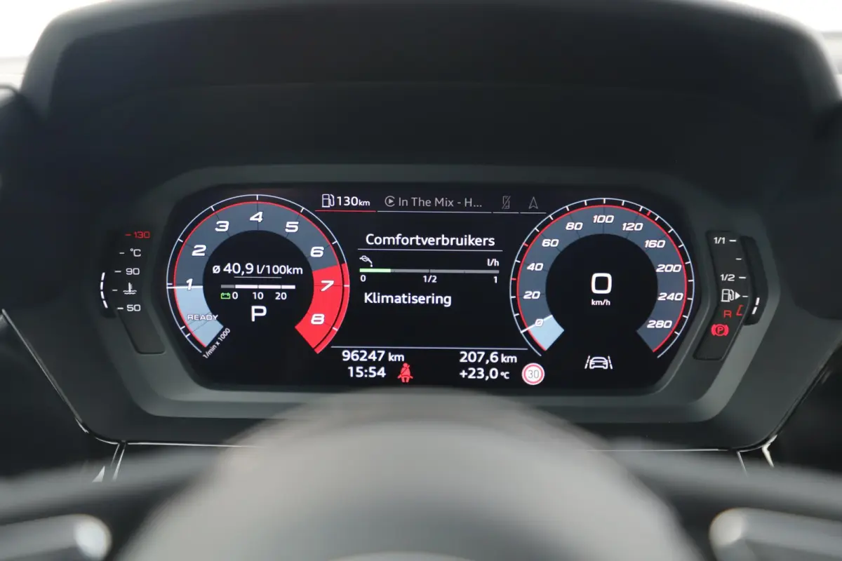 30 TFSI Business edition Automaat Sportstoelen LMV Full LED Navigatie Carplay Android Climate Cruise Control