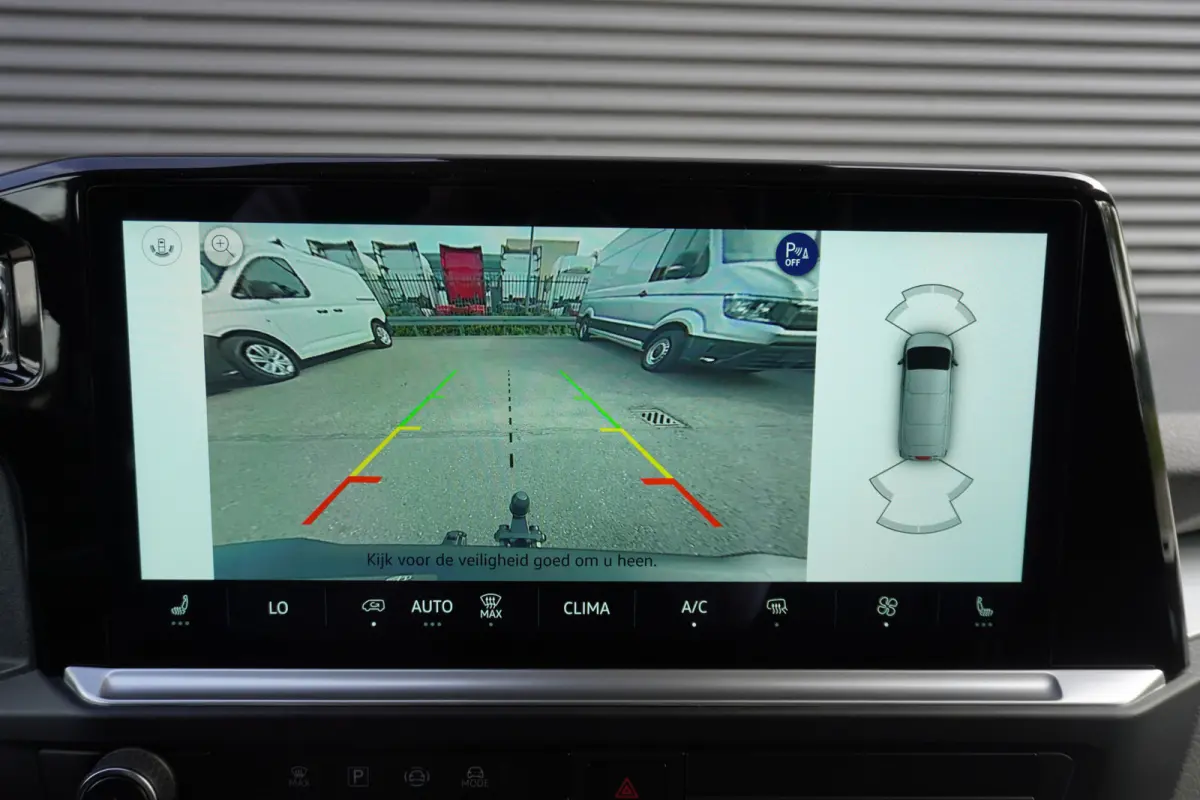 L2H1 71 kWh Life Apple carplay Trekhaak Camera Parkeersensoren Digitaal dashboard