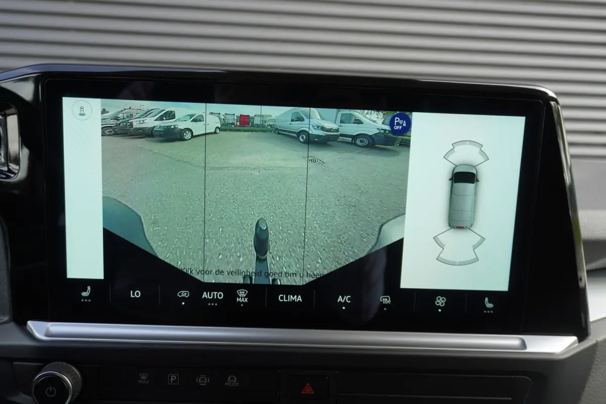 L2H1 71 kWh Life Apple carplay Trekhaak Camera Parkeersensoren Digitaal dashboard