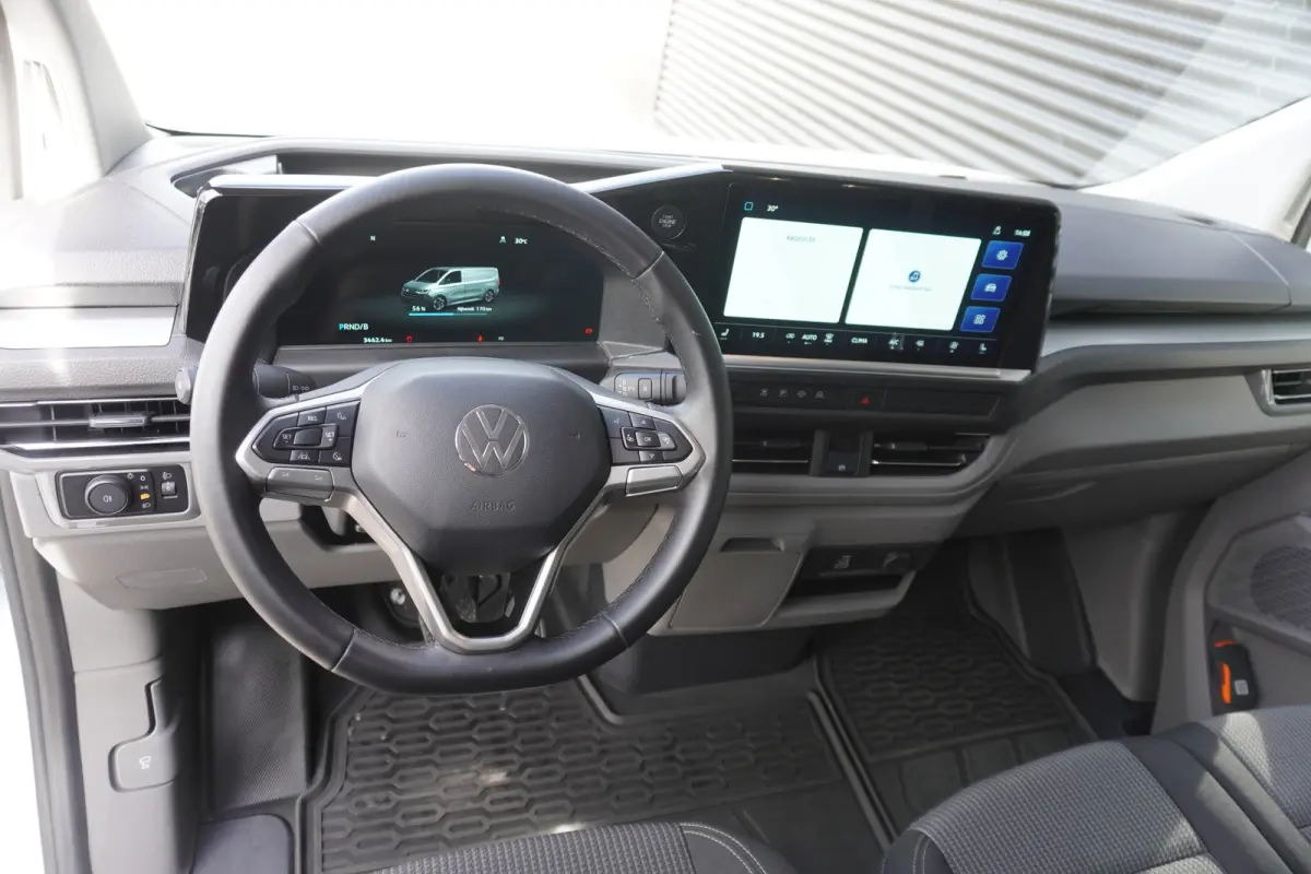 L2H1 71 kWh Life Apple carplay Trekhaak Camera Parkeersensoren Digitaal dashboard
