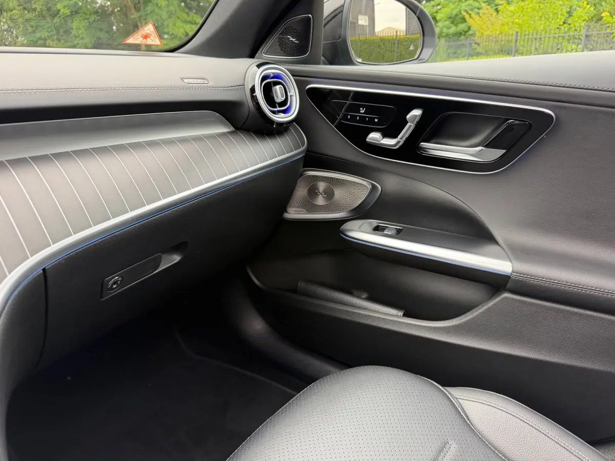300e AMG | Panoramaschuifdak | Night | Burmester | Rijassistentiepakket Plus Led-High Performance
