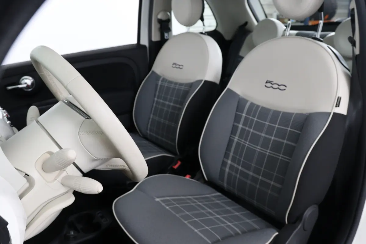 1.0 Hybrid Lounge | Apple Carplay & Android Auto | Cruise Control | Lichtmetalen velgen | Airco | DAB