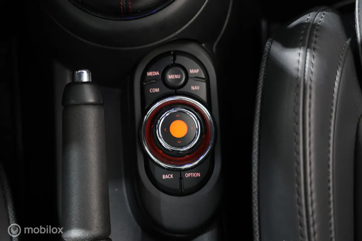 Cooper S Hammersmith - Camera- Stoelverwarming - Carplay - Pano