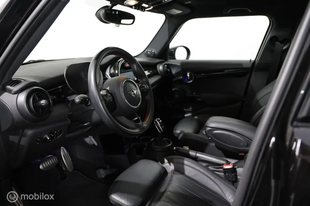 Cooper S Hammersmith - Camera- Stoelverwarming - Carplay - Pano