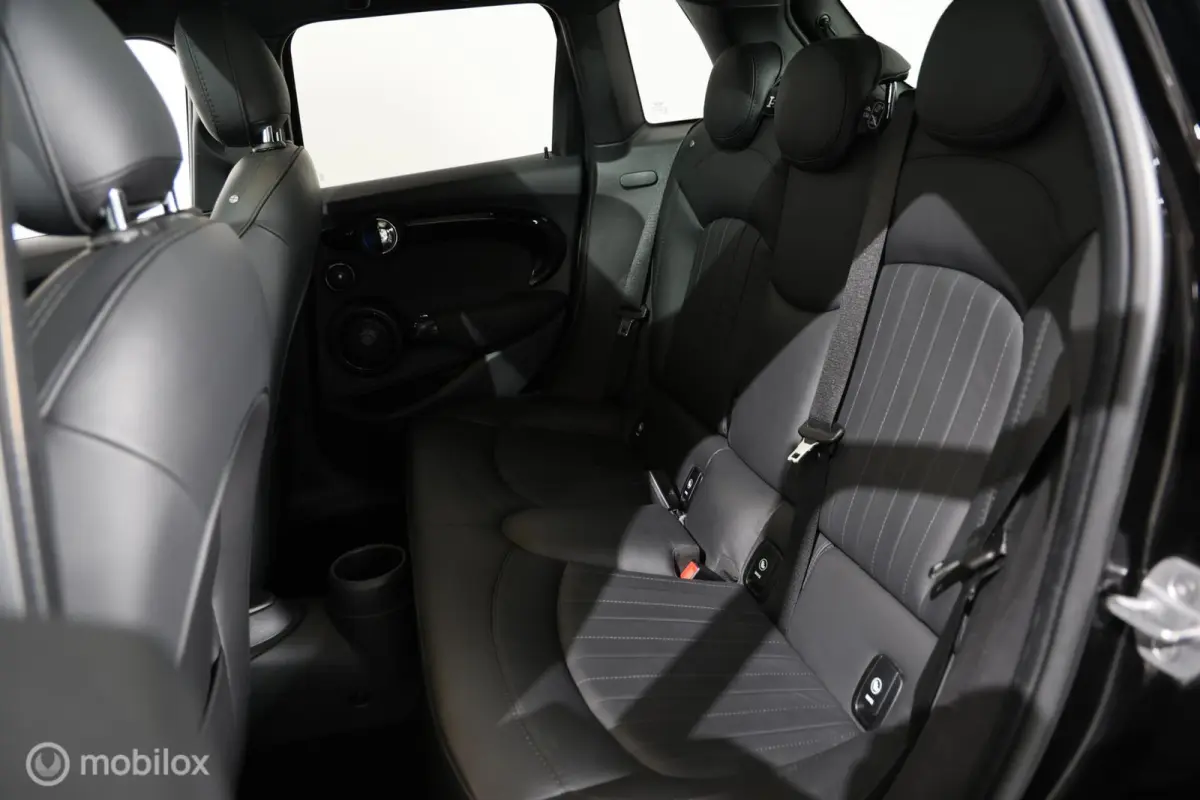 Cooper S Hammersmith - Camera- Stoelverwarming - Carplay - Pano