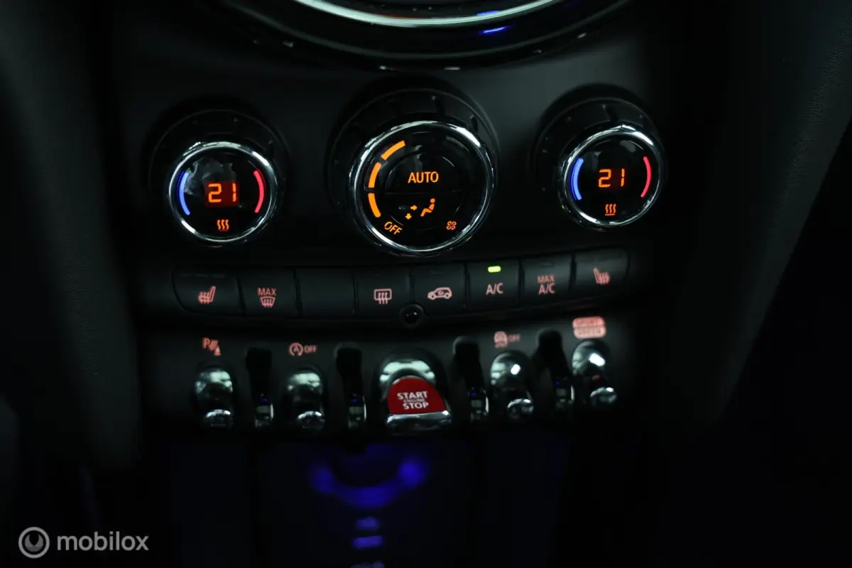 Cooper S Hammersmith - Camera- Stoelverwarming - Carplay - Pano