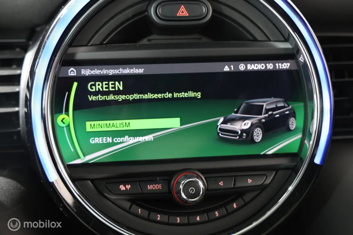 Cooper S Hammersmith - Camera- Stoelverwarming - Carplay - Pano