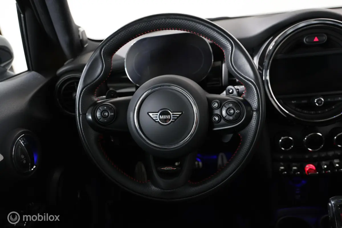 Cooper S Hammersmith - Camera- Stoelverwarming - Carplay - Pano