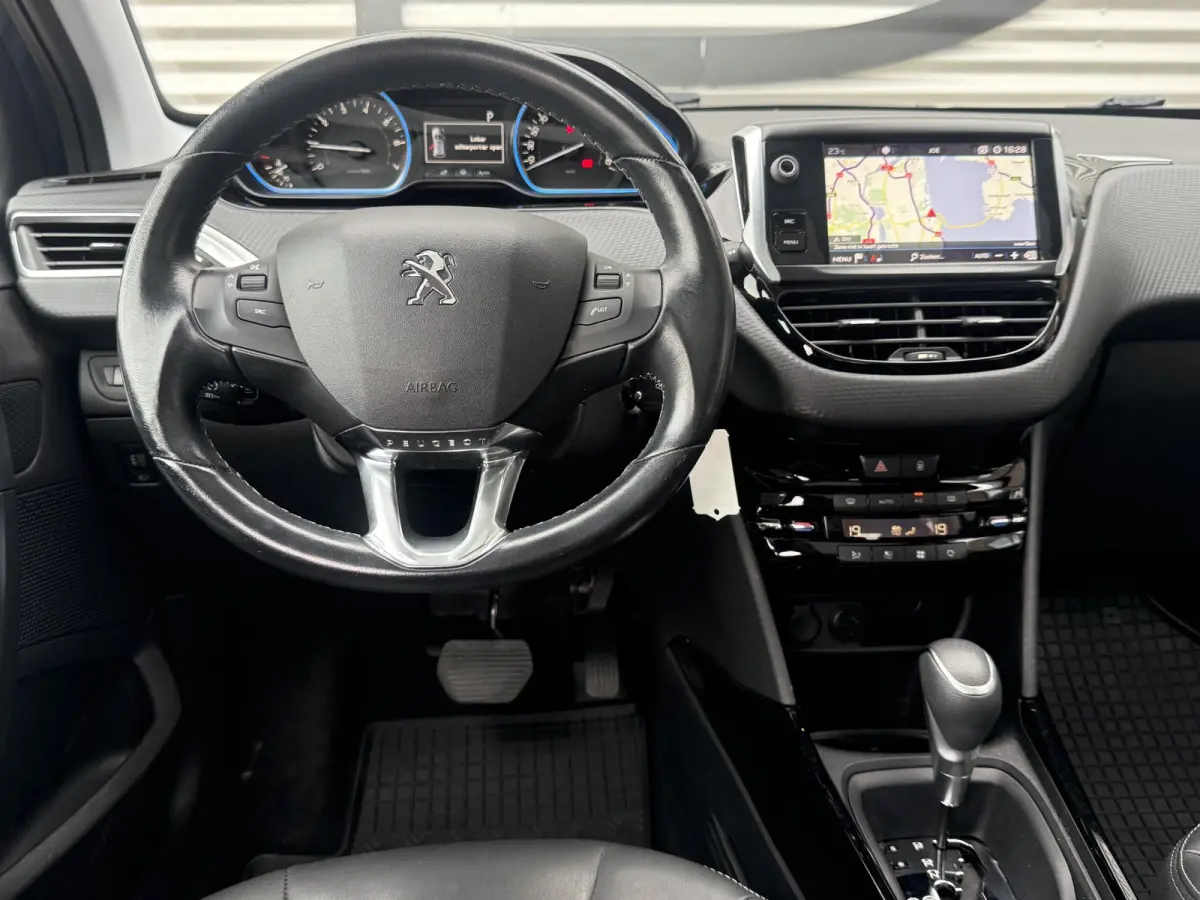 1.2 PureTech Allure 2e Eigenaar|Navi|Pano|Clima|Stoelverwarming|Cruise|Carplay|PDC|APK tot 03-2027
