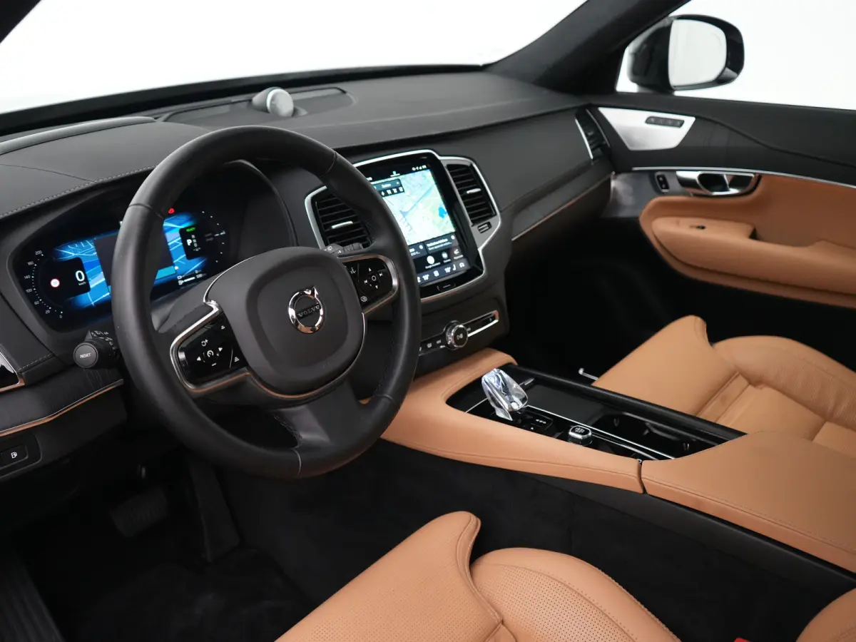 T8 Recharge AWD Ultra Dark | Full Options | Luchtvering | Bowers & Wilkins | 360° | Head-Up | Massage | Ventilatie | Panoramadak | Trekhaak