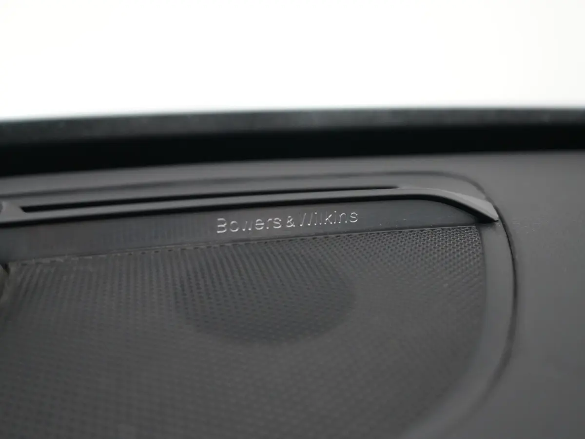 T8 Recharge AWD Ultra Dark | Full Options | Luchtvering | Bowers & Wilkins | 360° | Head-Up | Massage | Ventilatie | Panoramadak | Trekhaak