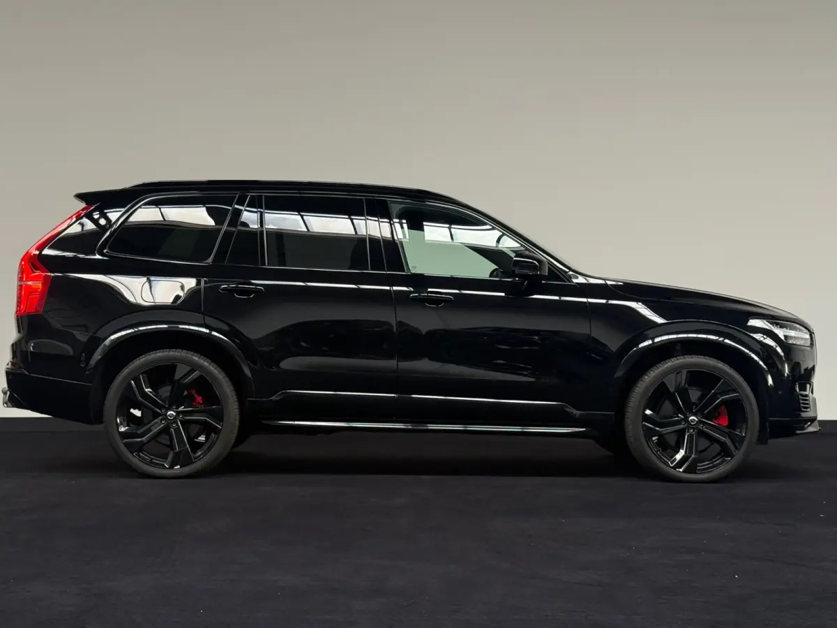 2.0 T8 Recharge AWD Ultra Dark Pano Luchtvering 360 Trekhaak