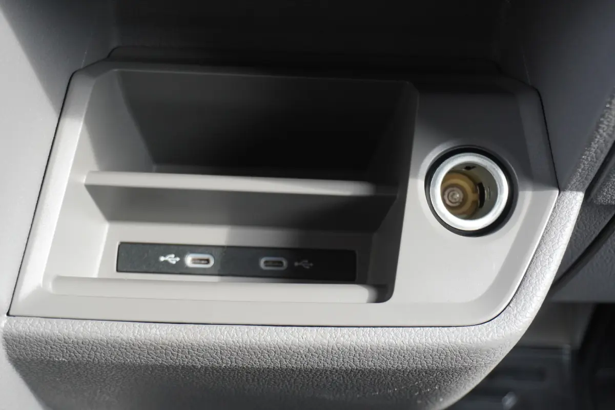 140pk L3H2/L2H1 Apple Carplay Camera Navigatie Parkeersensoren Cruise control Airco