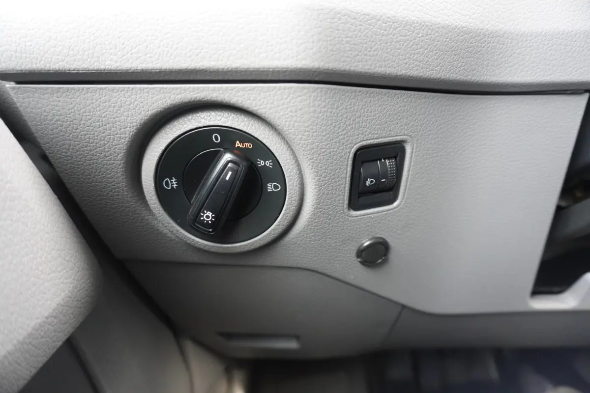 140pk L3H2/L2H1 Apple Carplay Camera Navigatie Parkeersensoren Cruise control Airco