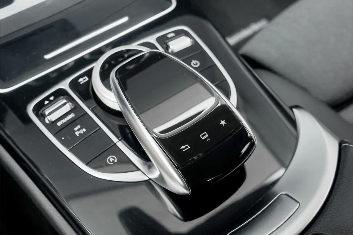 180 Avantgarde Burmester Navi Camera Trekhaak