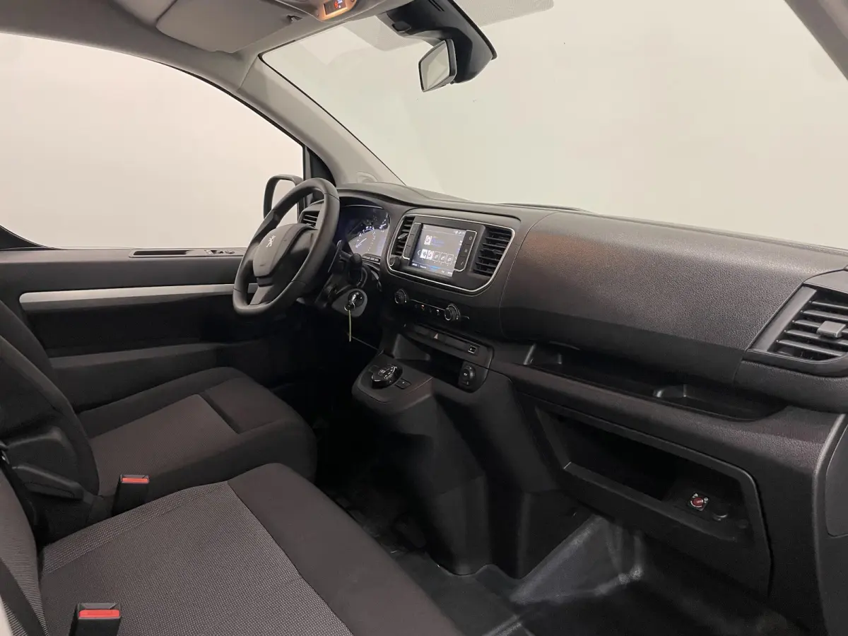 2.0 BlueHDI 180PK Long Premium Automaat Automaat Airco App-Connect LM Velgen