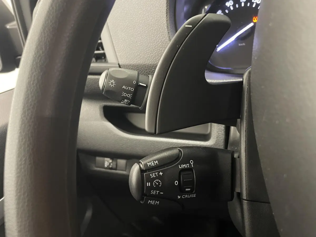 2.0 BlueHDI 180PK Long Premium Automaat Automaat Airco App-Connect LM Velgen