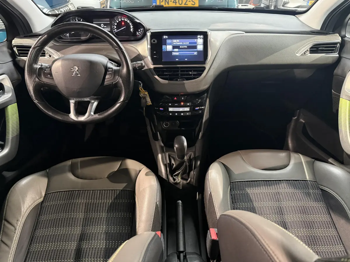 1.2 PureTech Roland Garros 2e Eigenaar|Navi|Camera|Pano|D-riem vv in 2025|Clima|Cruise|Carplay|Goed Onderhouden|APK tot 08-2026