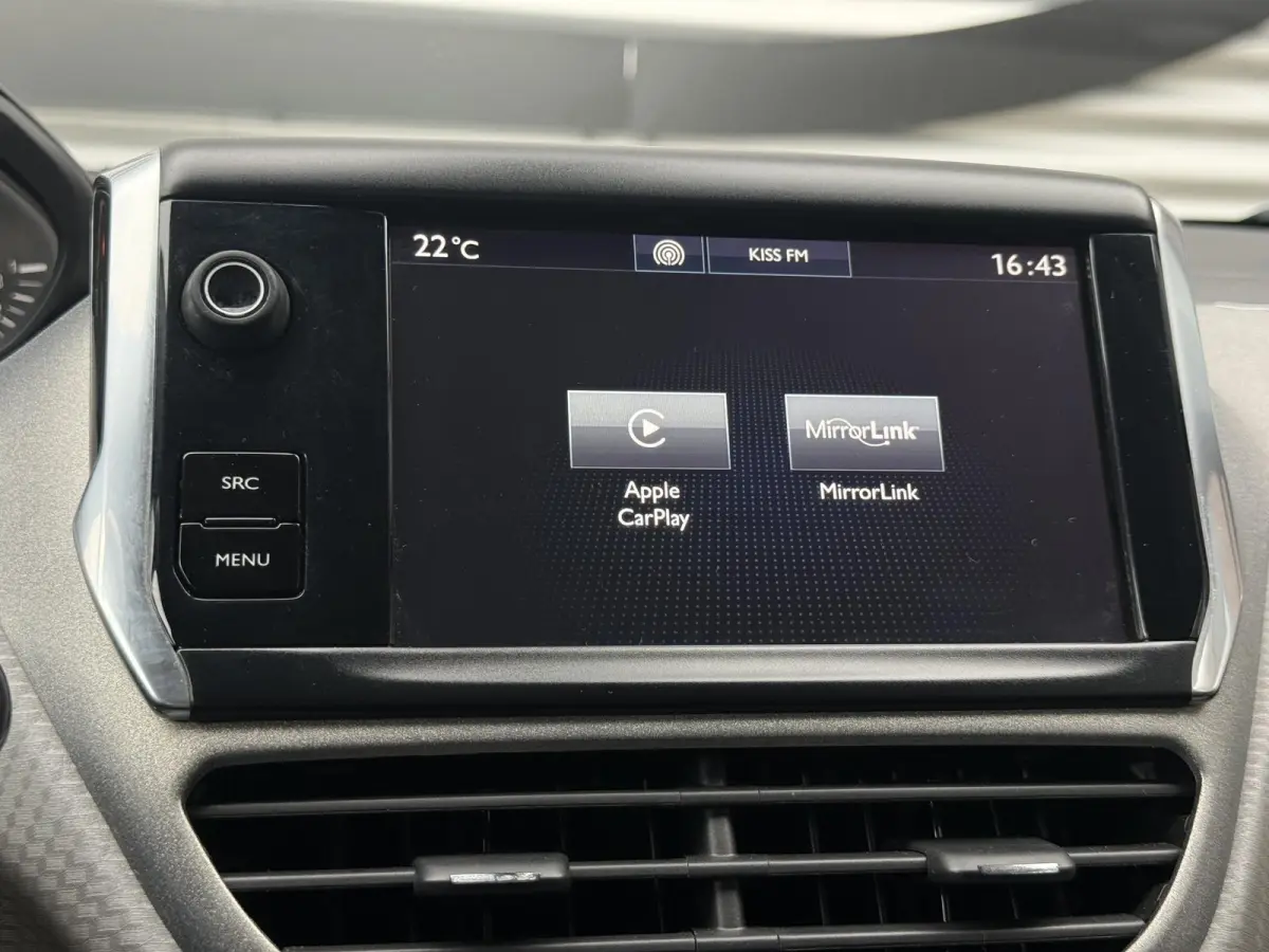 1.2 PureTech Roland Garros 2e Eigenaar|Navi|Camera|Pano|D-riem vv in 2025|Clima|Cruise|Carplay|Goed Onderhouden|APK tot 08-2026