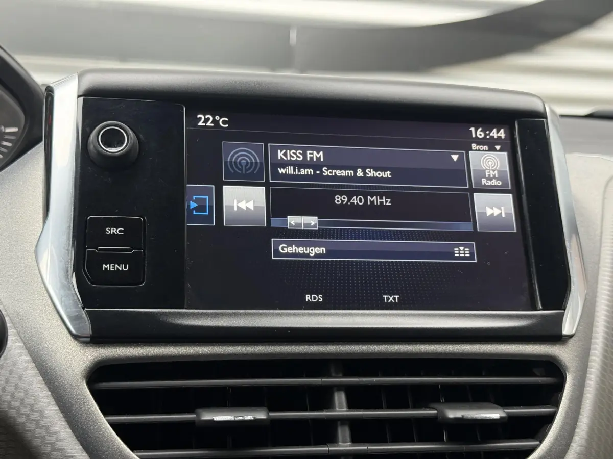 1.2 PureTech Roland Garros 2e Eigenaar|Navi|Camera|Pano|D-riem vv in 2025|Clima|Cruise|Carplay|Goed Onderhouden|APK tot 08-2026