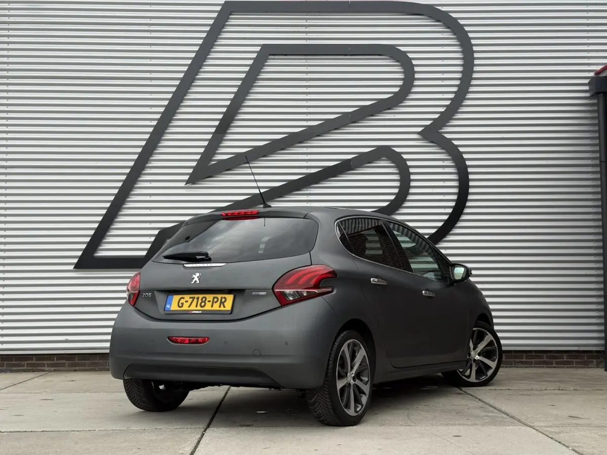 1.2 PureTech Roland Garros 2e Eigenaar|Navi|Camera|Pano|D-riem vv in 2025|Clima|Cruise|Carplay|Goed Onderhouden|APK tot 08-2026