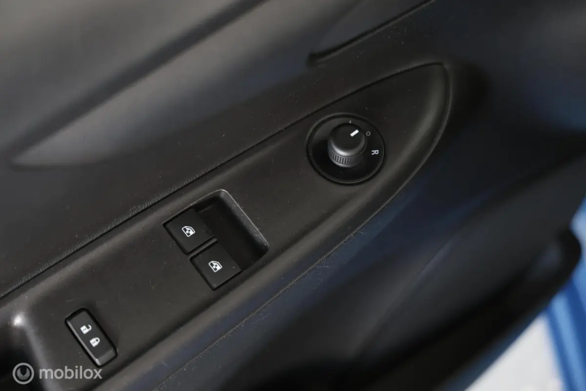 1.0 ecoFLEX Edition - Airco - Cruise - Parkeersensor achter