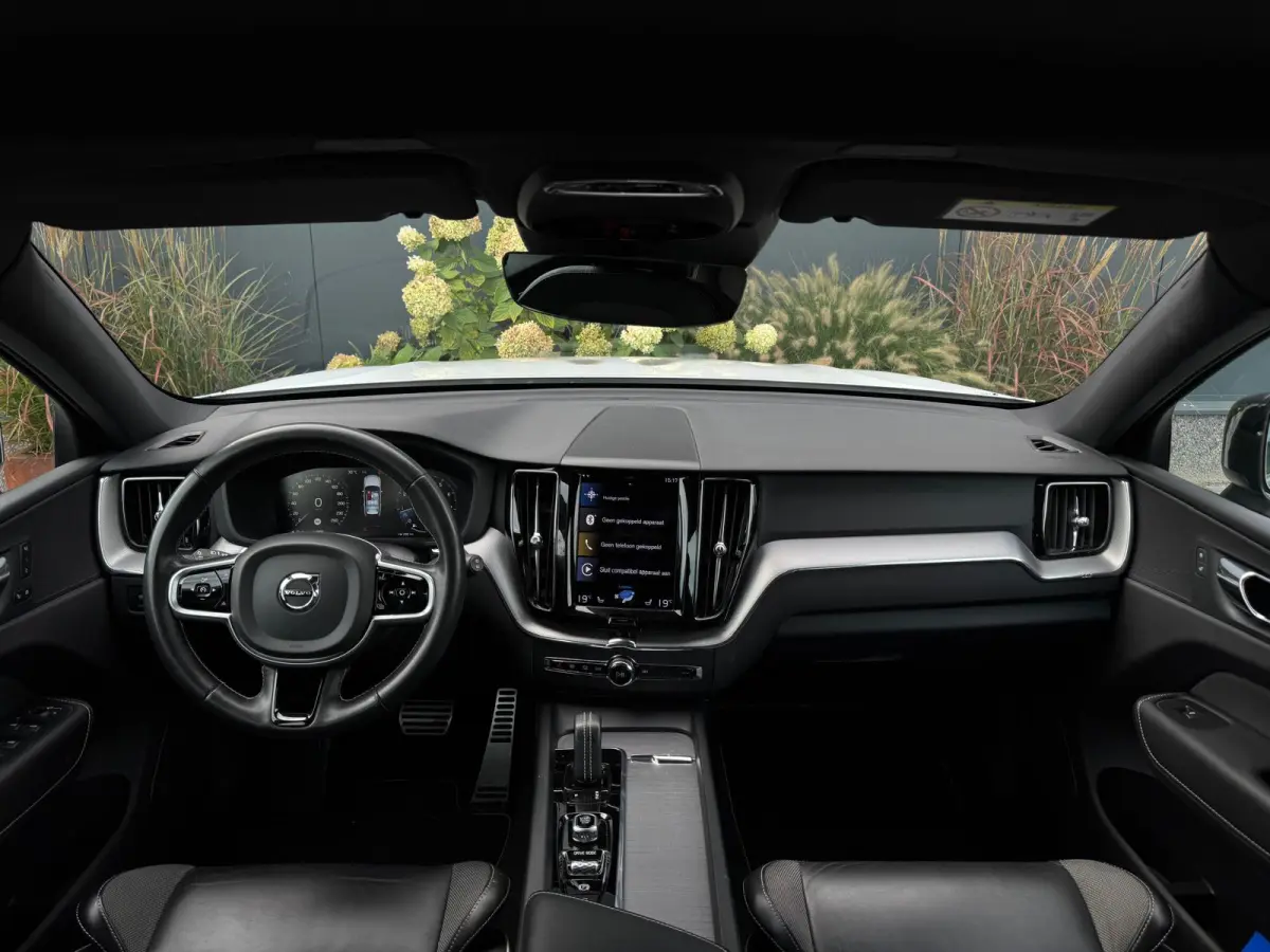 2.0 B5 AWD R-Design NAVI|LEDER|CAMERA|SPORTVELGEN