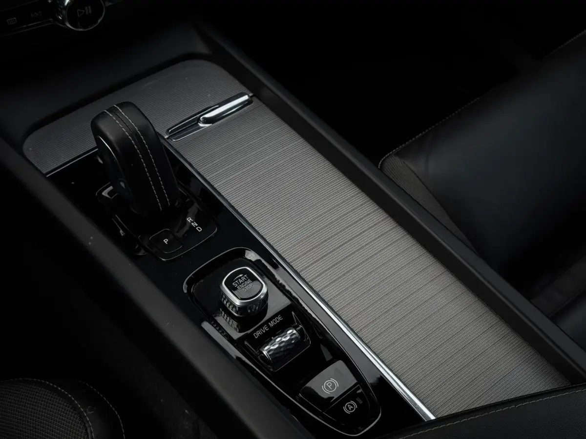 2.0 B5 AWD R-Design NAVI|LEDER|CAMERA|SPORTVELGEN