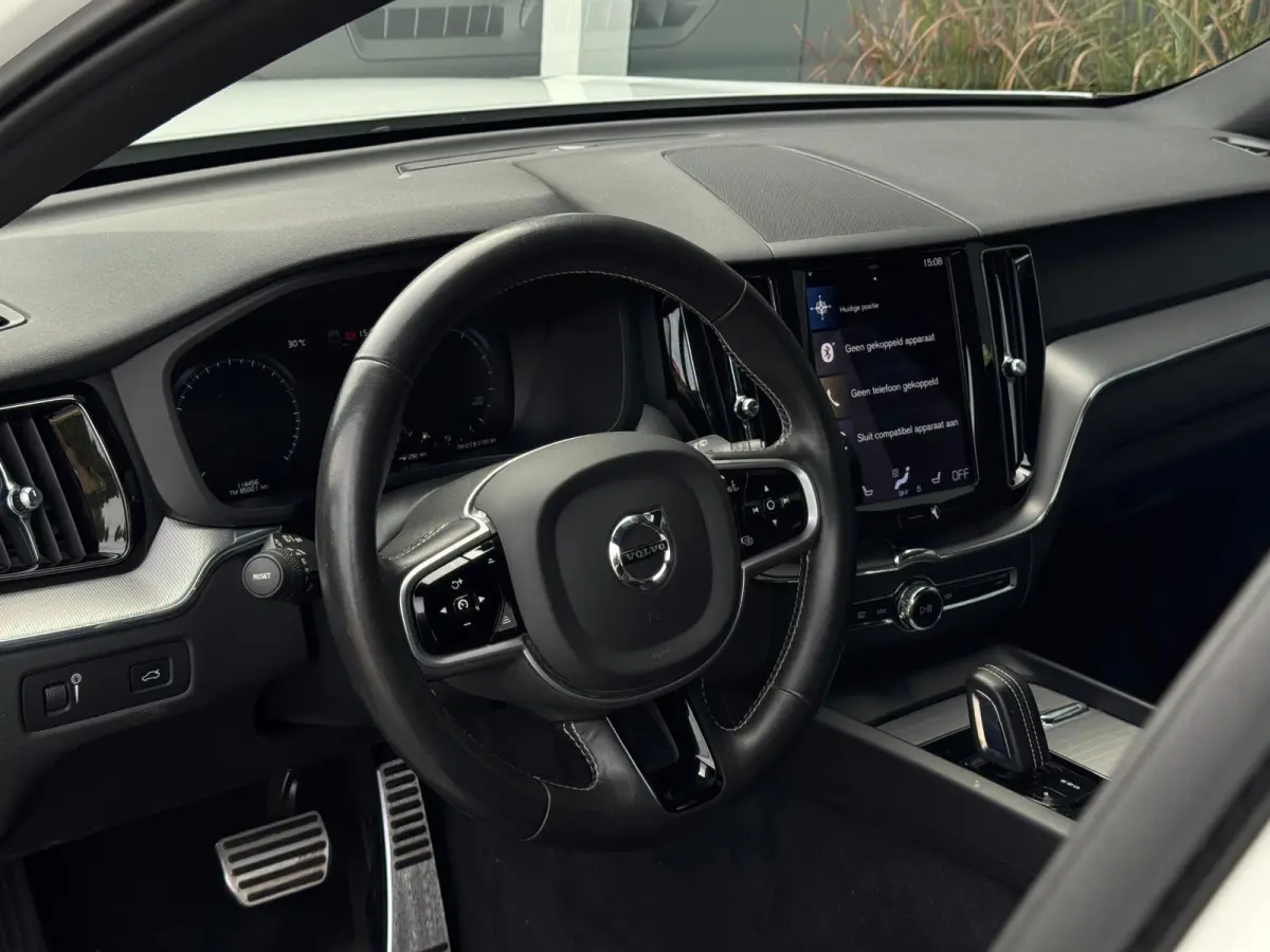 2.0 B5 AWD R-Design NAVI|LEDER|CAMERA|SPORTVELGEN
