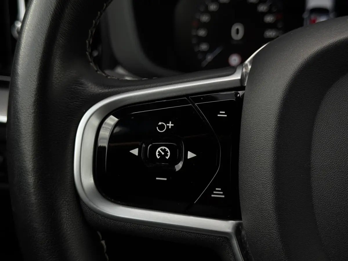 2.0 B5 AWD R-Design NAVI|LEDER|CAMERA|SPORTVELGEN