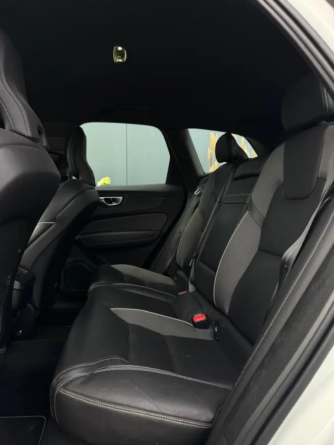 2.0 B5 AWD R-Design NAVI|LEDER|CAMERA|SPORTVELGEN