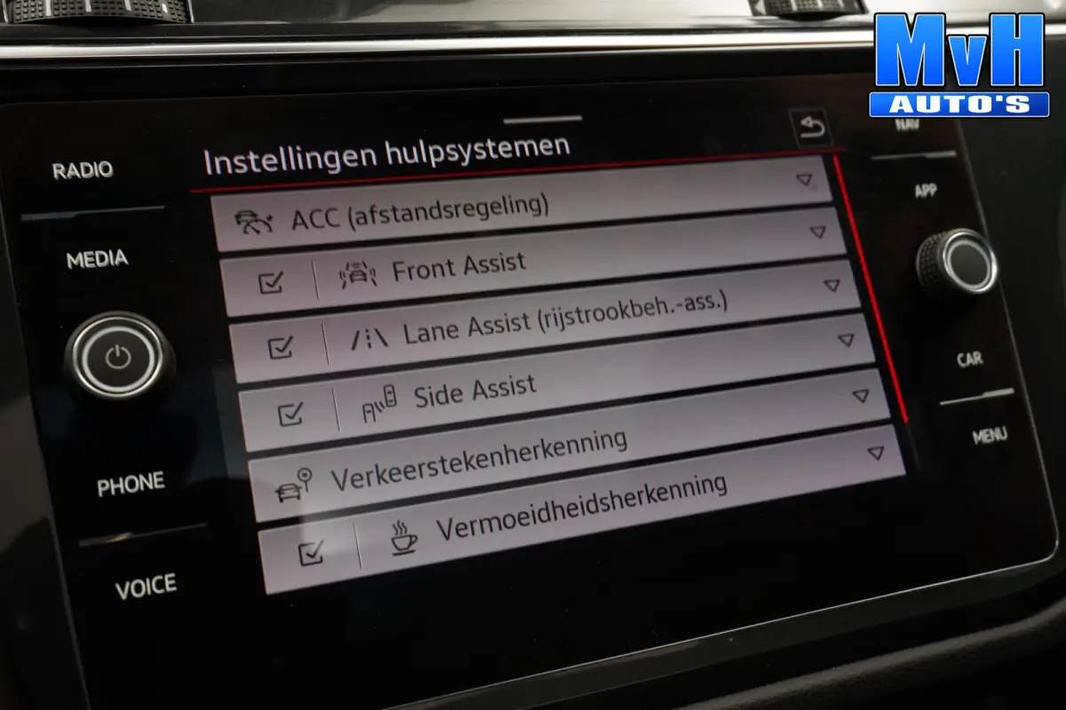 1.4 TSI PHEV R-Line|PANO|STOEL/STUUR.VERW